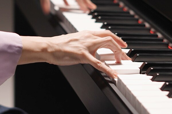 Yamaha ARIUS YDP-S36 (Black) клавіатура